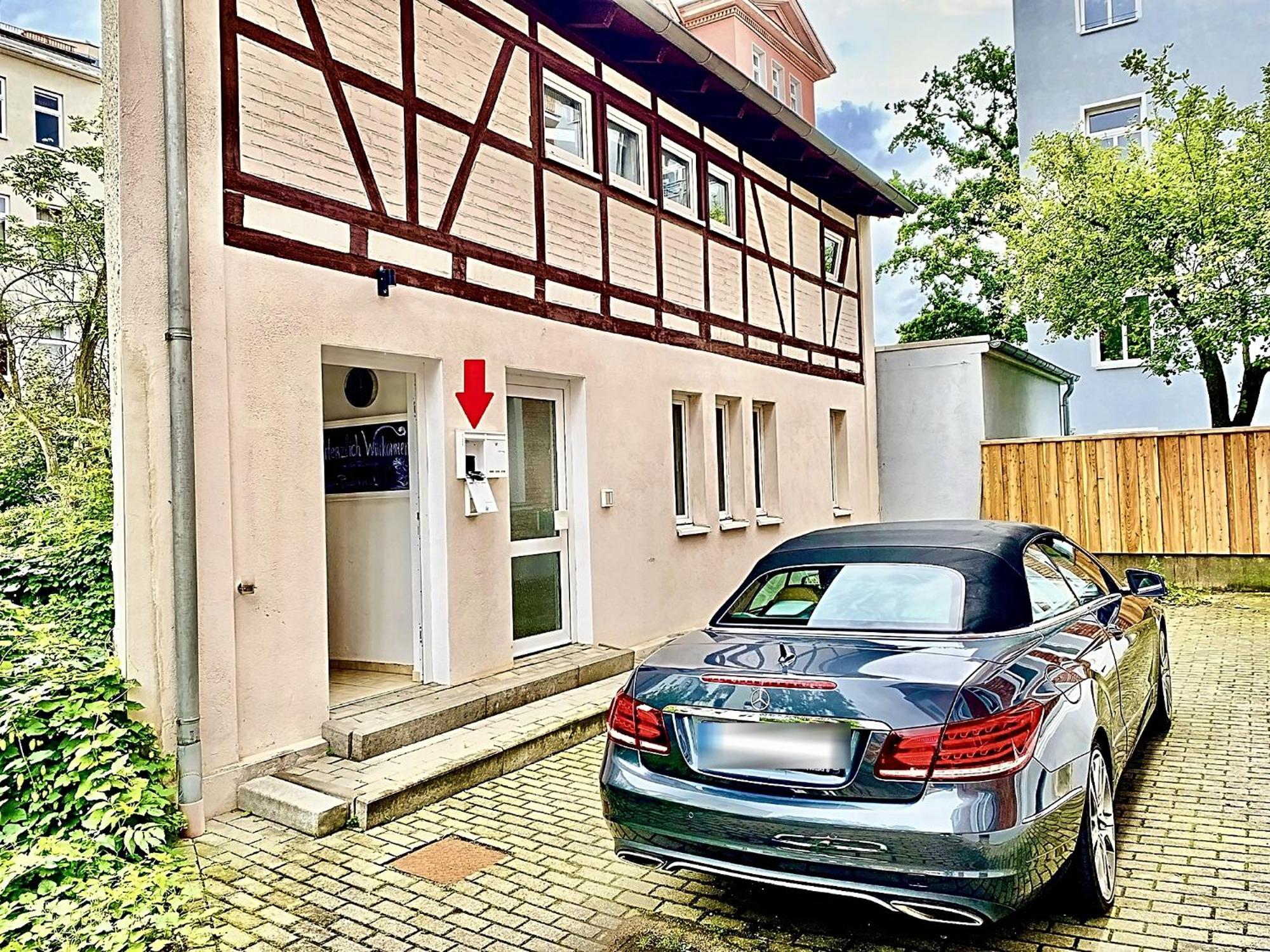 Die Remise Mit Kostenlosem Parkplatz Direkt Vor Der Tuer Erfurt Eksteriør bilde